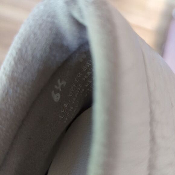 Cabin Creek Woman's Leather Mary Jane Shoes 6.5 - Picture 7 of 8